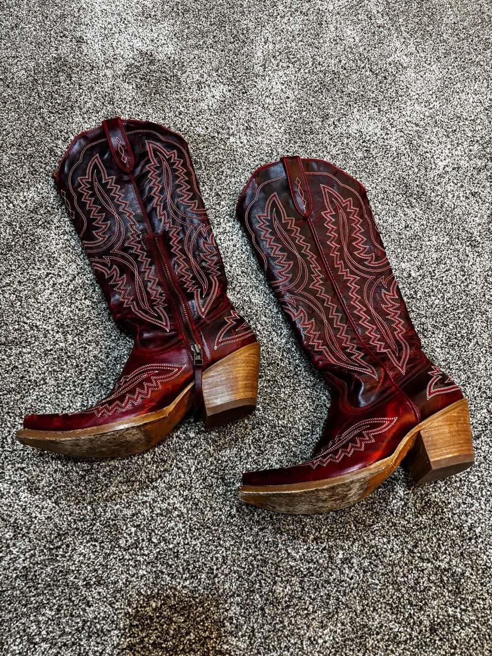 Ariat Women's Casanova X-Toe Western Cowboy Boots in Red Alert (Style 10050870) - Picture 1 of 4